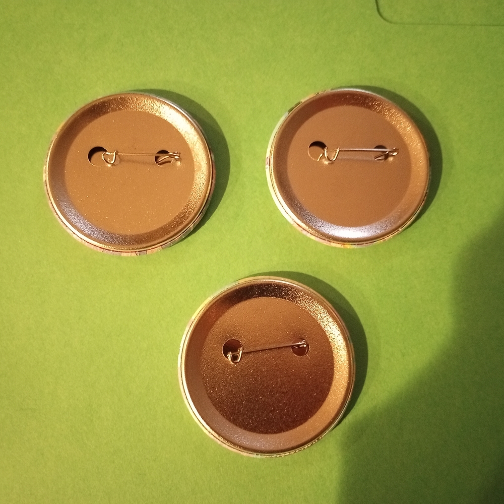 Colorful Anime Button Pins - Picture 2 of 2